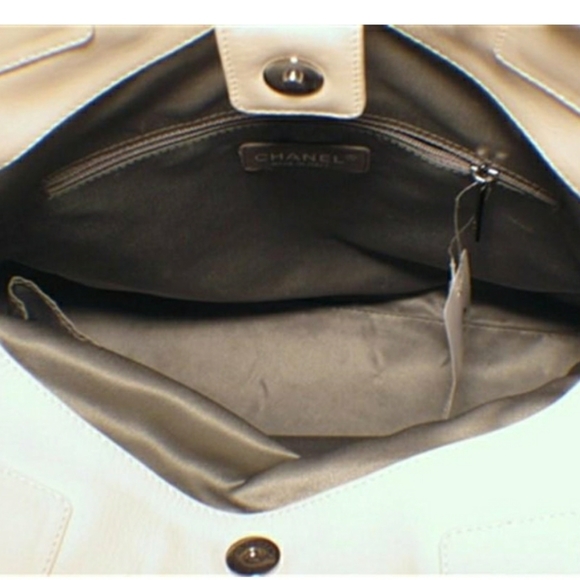 AuthenticChanel Calfskin/Lambskin leather open for reasonable offers - Picture 6 of 13